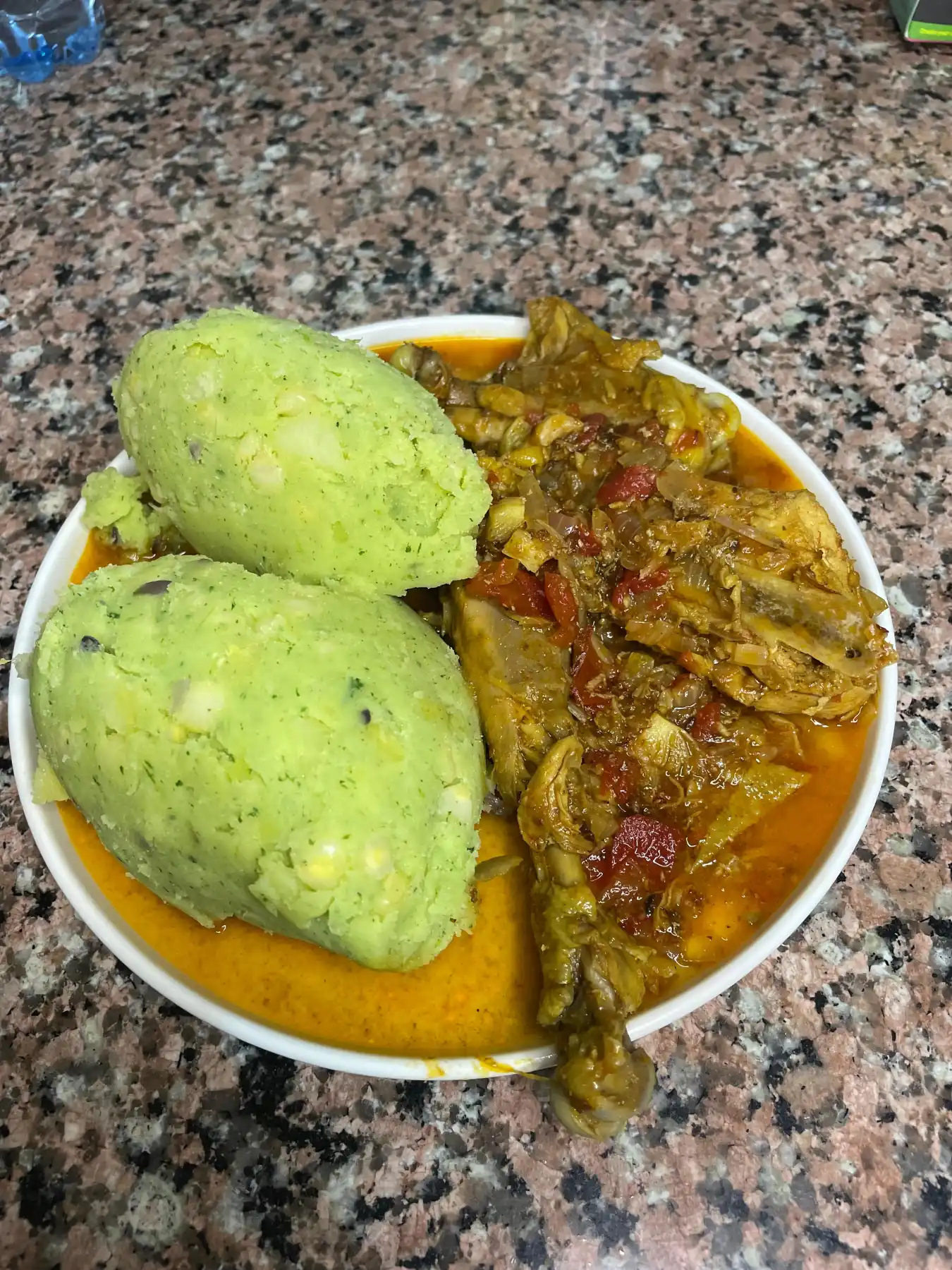 Mukimo and kuku kienyeji stew