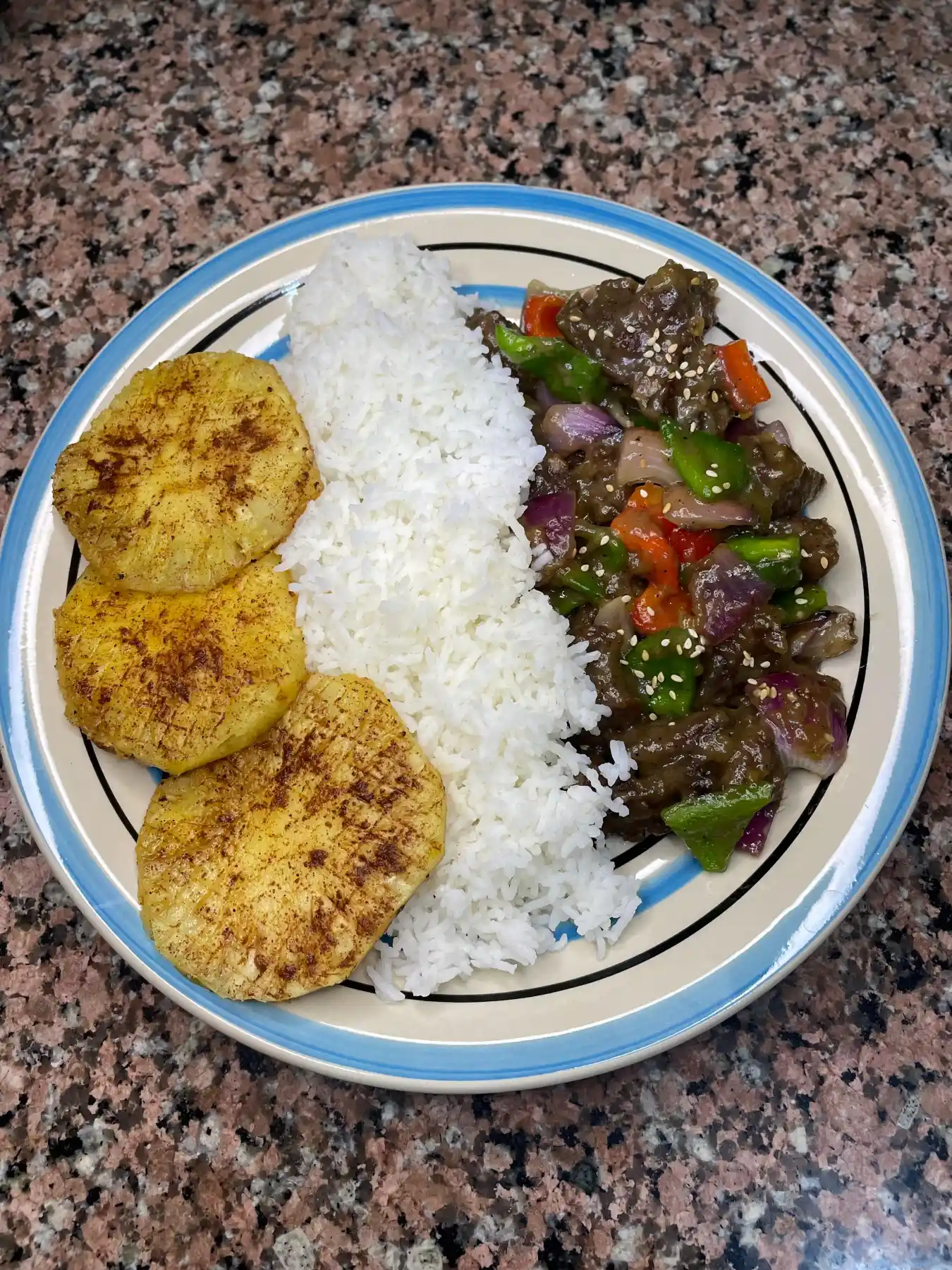 Rice,grilled pineapple and bbq beef